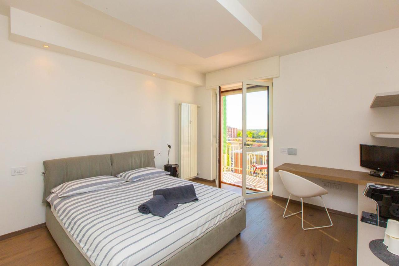 Al 4 Hotel Бусто Арсицио Екстериор снимка