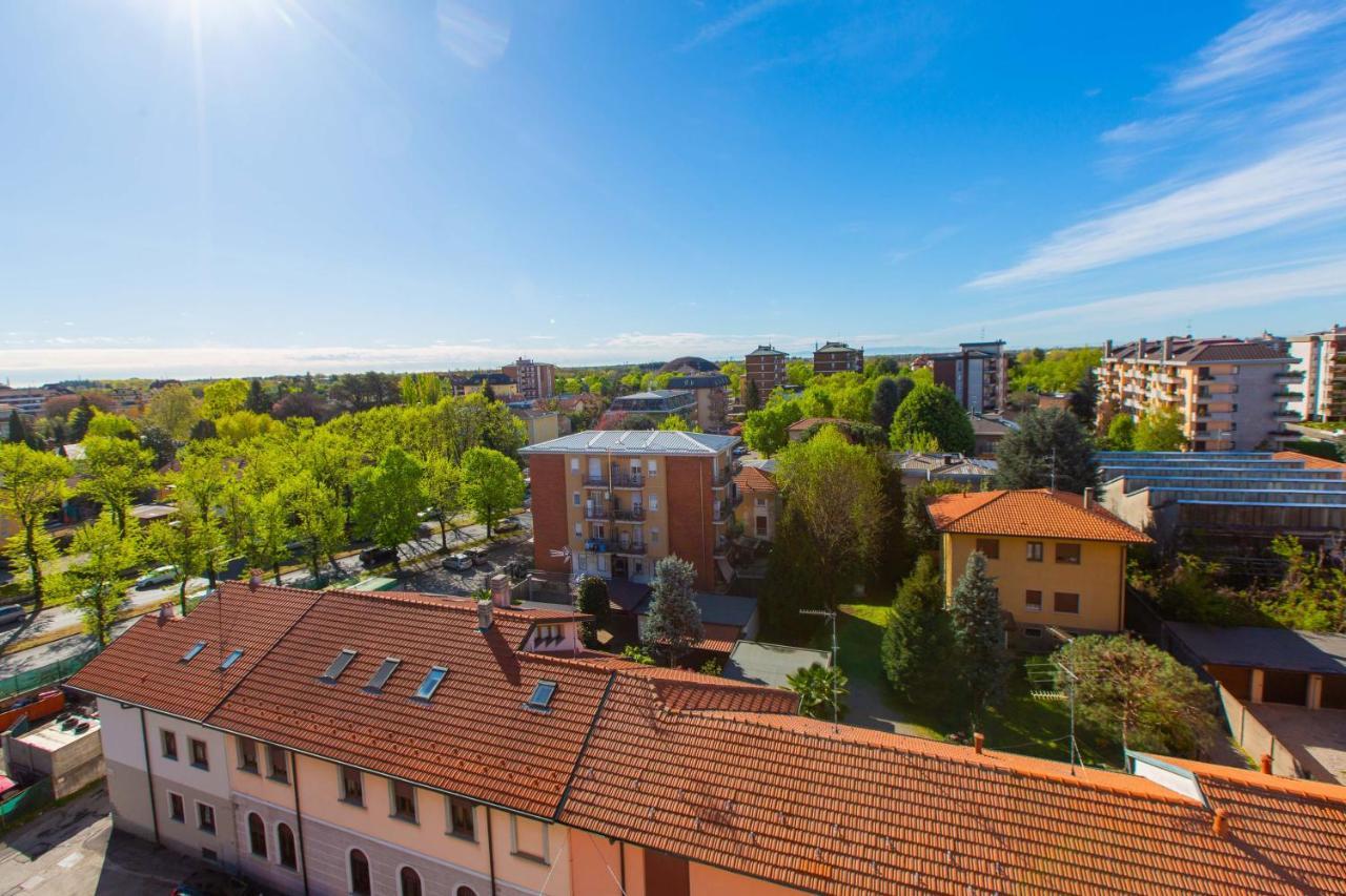 Al 4 Hotel Бусто Арсицио Екстериор снимка